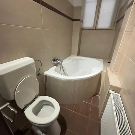 Apartament Kevin's House *