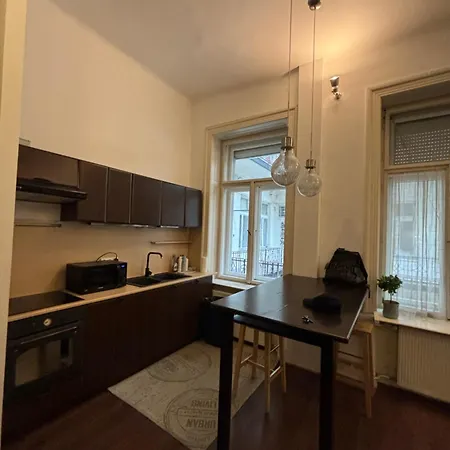 Apartament Kevin's House *